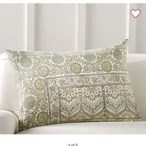 Pottery Barn James Block Standard Pillow Cover Lumbar Persian  20" X 30"